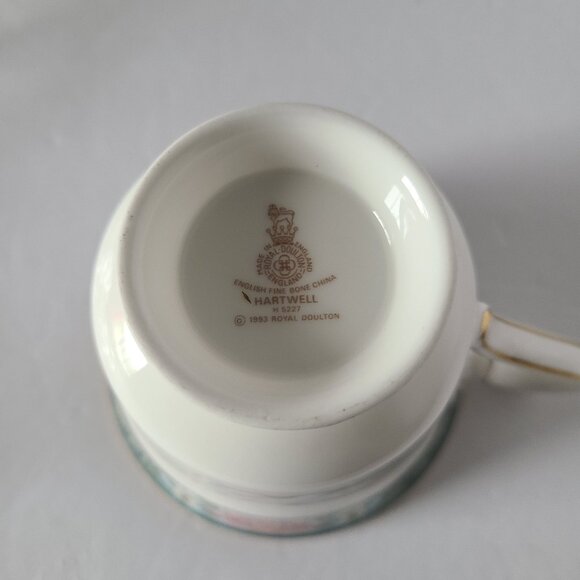 ROYAL DOULTON-- HARTWELL -H-5227 -FOOTED CUP & SAUCER SET MINT CONDITION - Picture 10 of 10